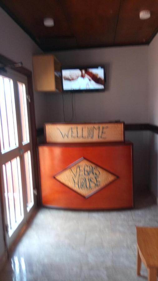 דירות Yaoundé Vegas House מראה חיצוני תמונה